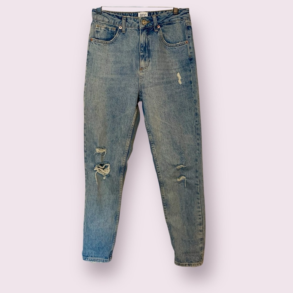 BDG Urban Outfitters Mom Distressed Denim Blue Jeans Size 27